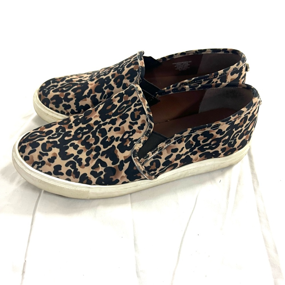 Steve Madden Symba Cheetah Leopard Slip On Loafers Womens Size 8